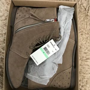 **BRAND NEW** **NWT** O’Neill combat boots